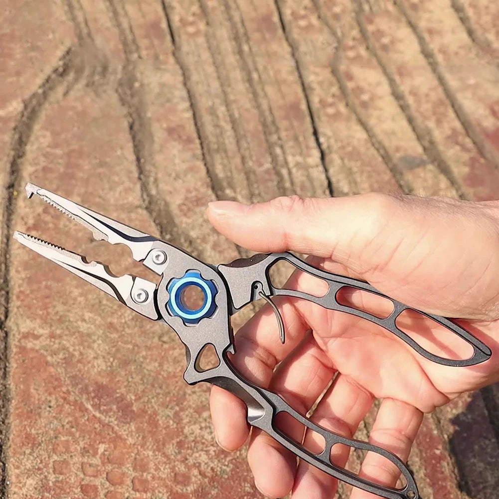 Aluminum Fishing Pliers w/ Cutter